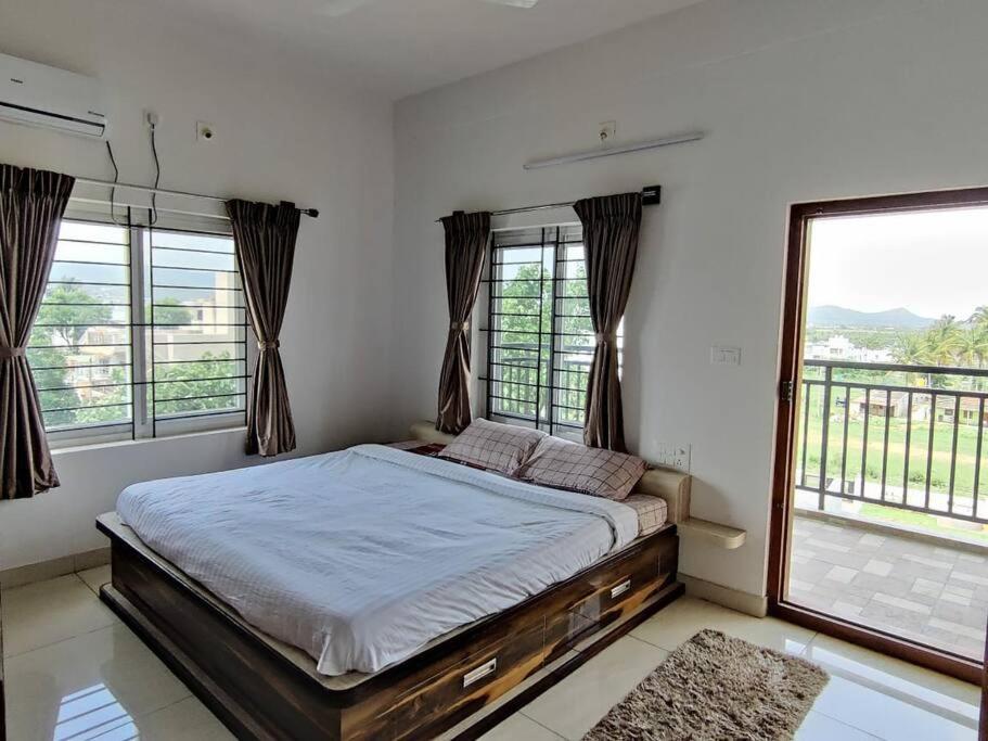 Ss Luxury Comforts A 2Bhk Service Apartment Chikmagalūr المظهر الخارجي الصورة